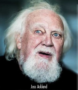 Joss Ackland as King Lear